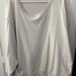 Free People Cream Oversized Sweatshirt ✨